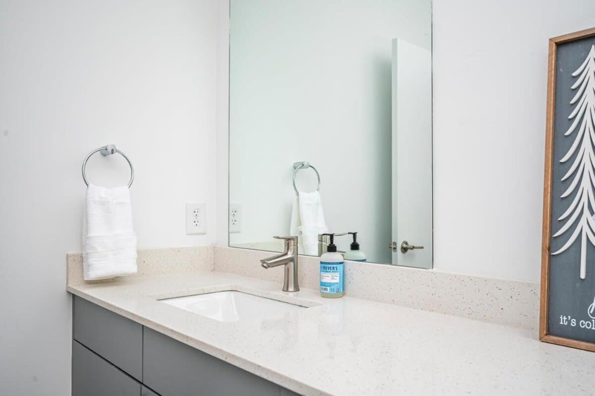 New Downtown Atl Condo Washer Dryer 542Blvd Атланта Екстер'єр фото
